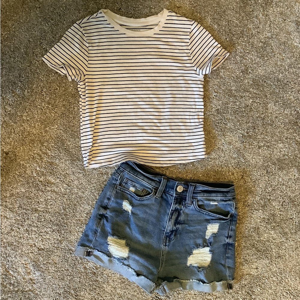 Old Navy Black and White Striped Tee
